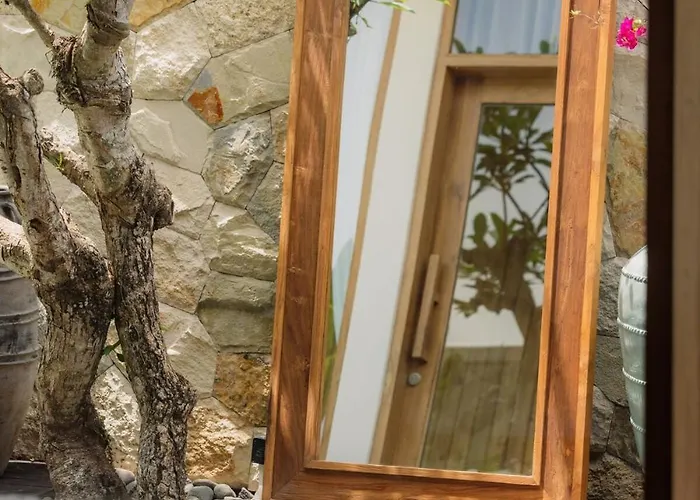 Tula Collective 5 - Luxury 1br Retreat Villa Uluwatu (Bali)