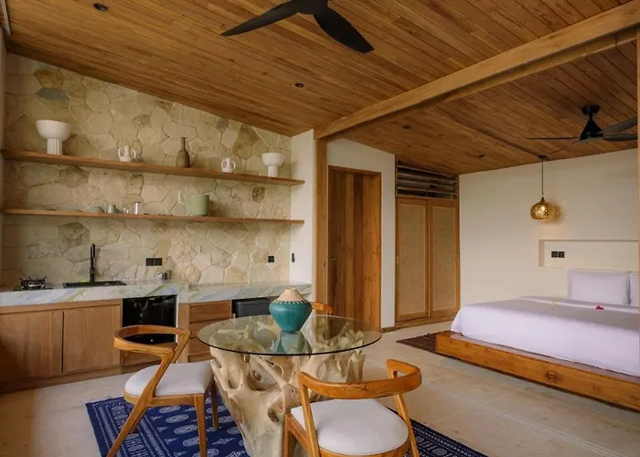 Tula Collective 5 - Luxury 1br Retreat