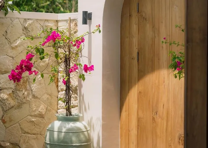 Tula Collective 5 - Luxury 1br Retreat Villa Uluwatu (Bali)